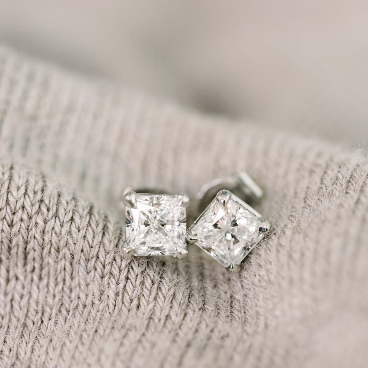 Solitaire Stud Earrings with 1.0 CT-3.0 CT Radiant Cut Moissanite