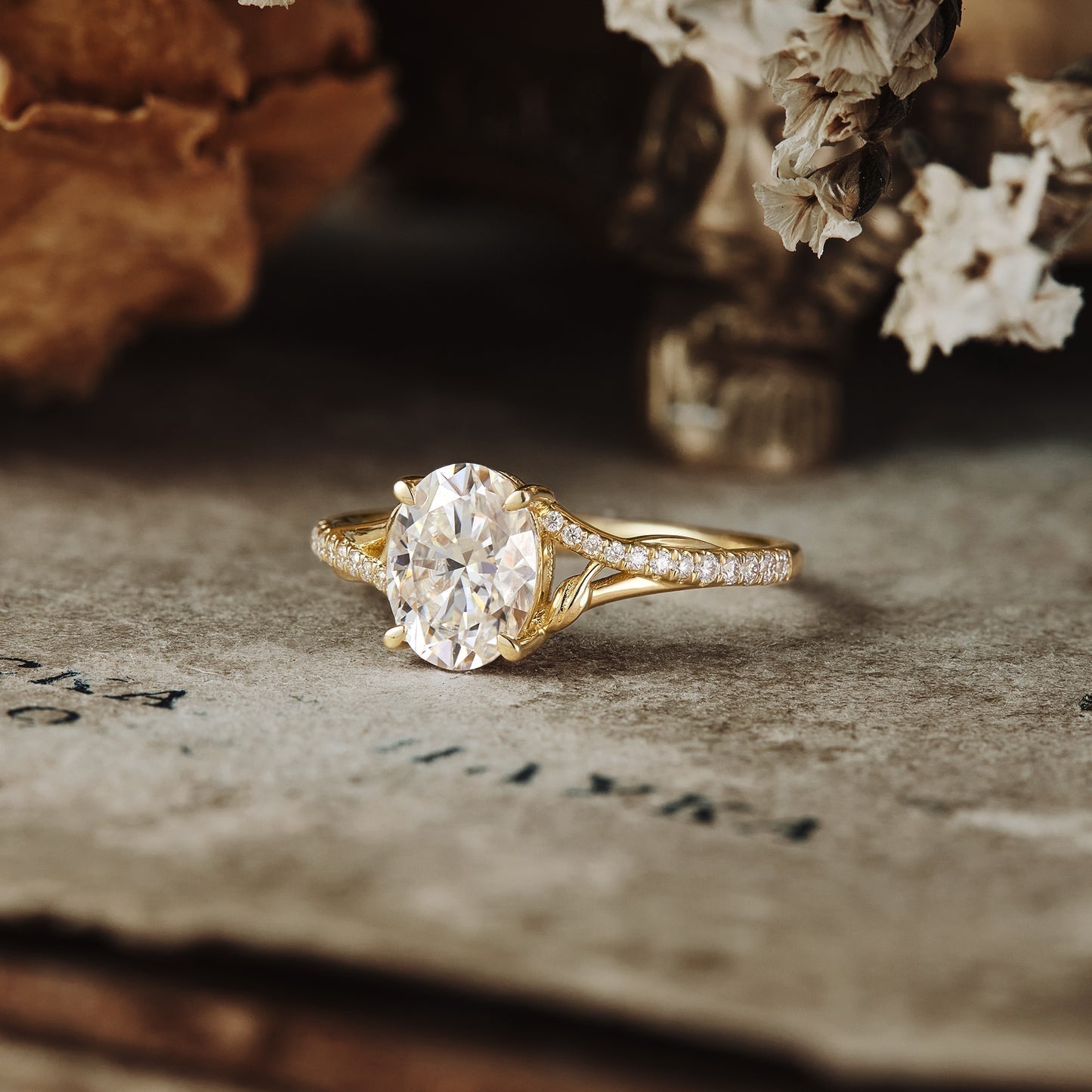 Moissanite diamond oval shape vintage engagement ring