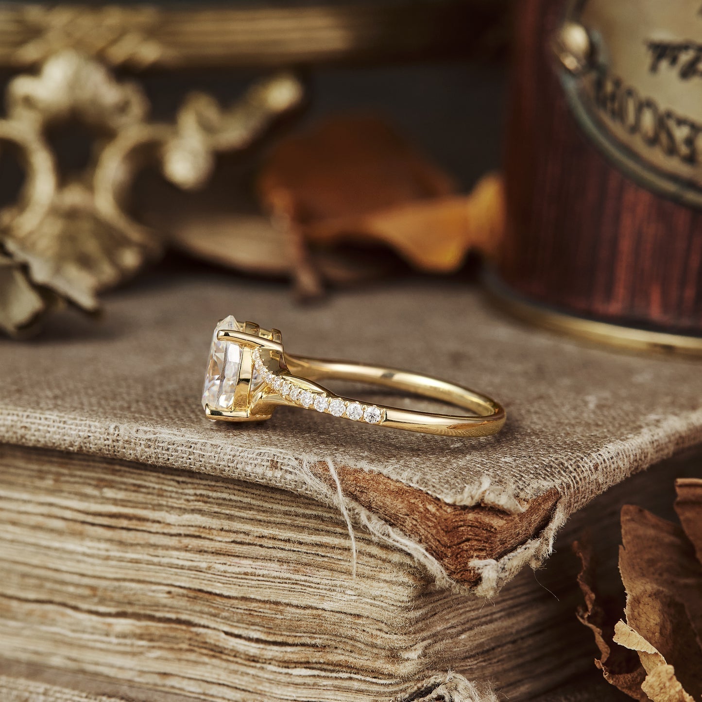 Moissanite diamond oval shape vintage engagement ring