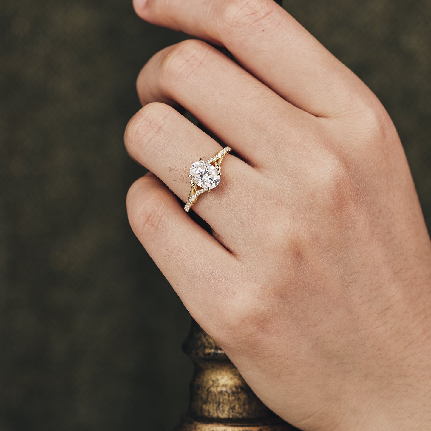 Moissanite diamond oval shape vintage engagement ring
