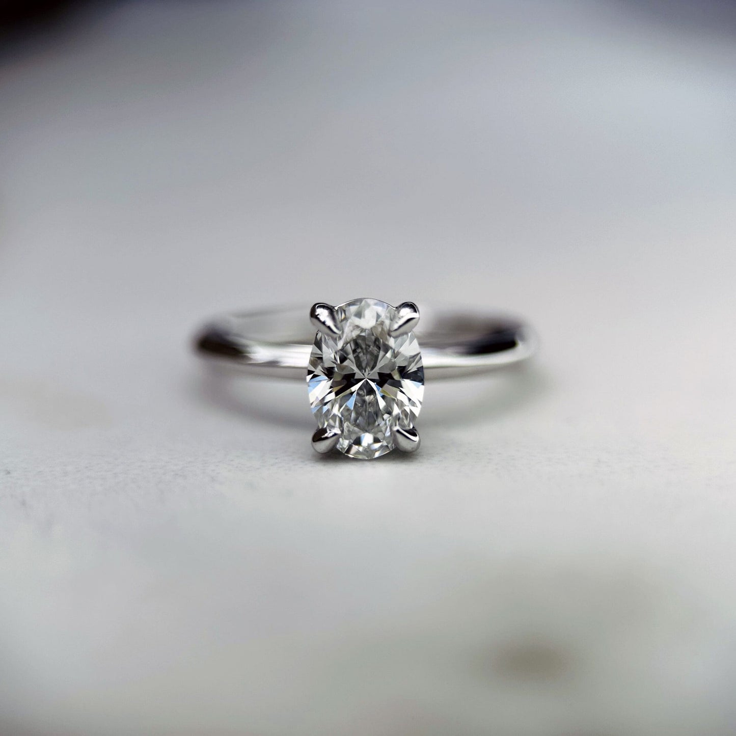 1.0 CT Oval E/VS1 CVD Diamond Solitaire Engagement Ring