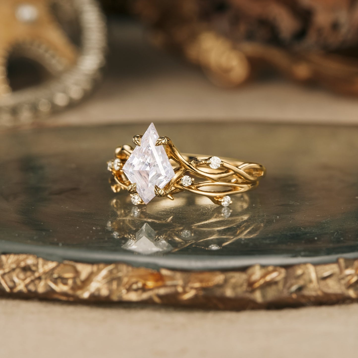 1.25 CT Kite Shaped Moissanite Diamond Bridal Set With Twig Setting