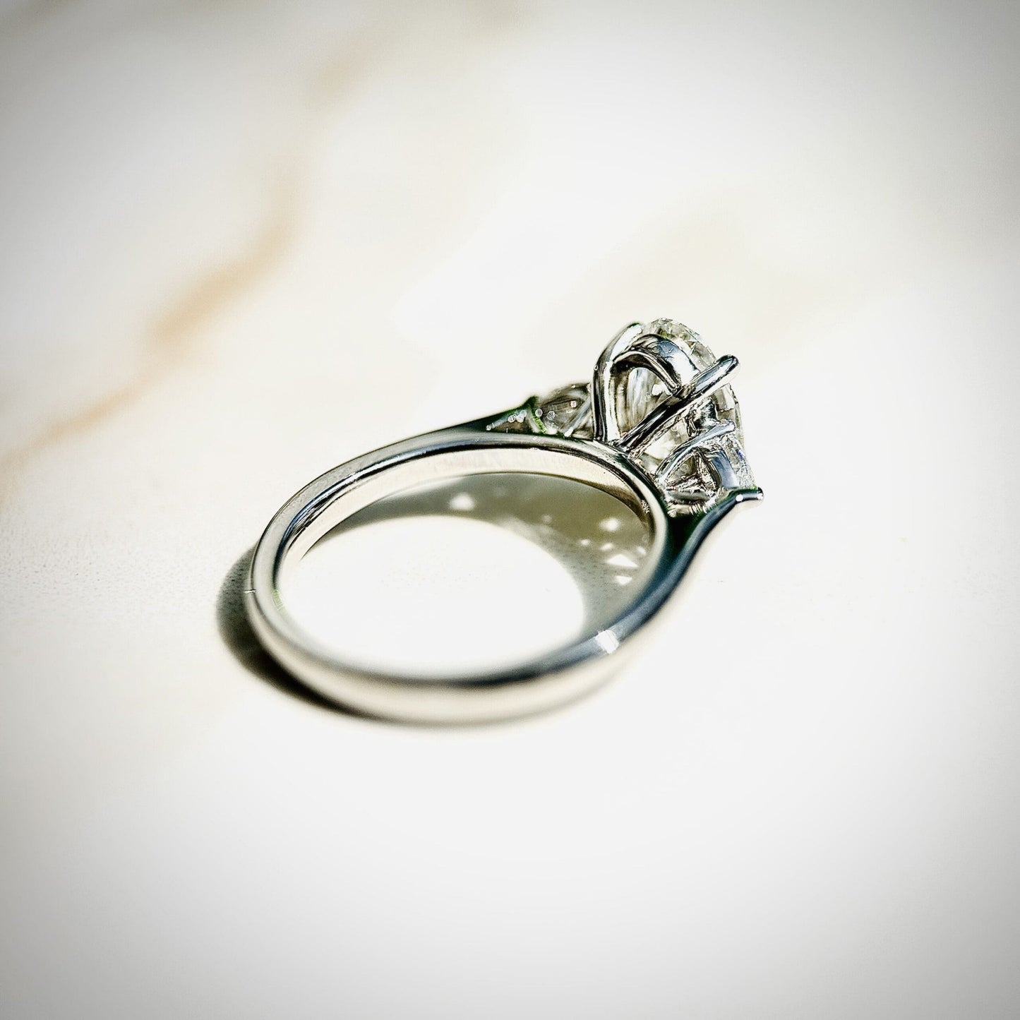 3.0 CT Round E/VS1 CVD Diamond Three Stone Engagement Ring