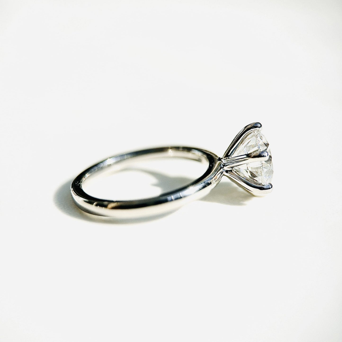 2.0 CT Round E/VS1 CVD Diamond Solitaire Engagement Ring