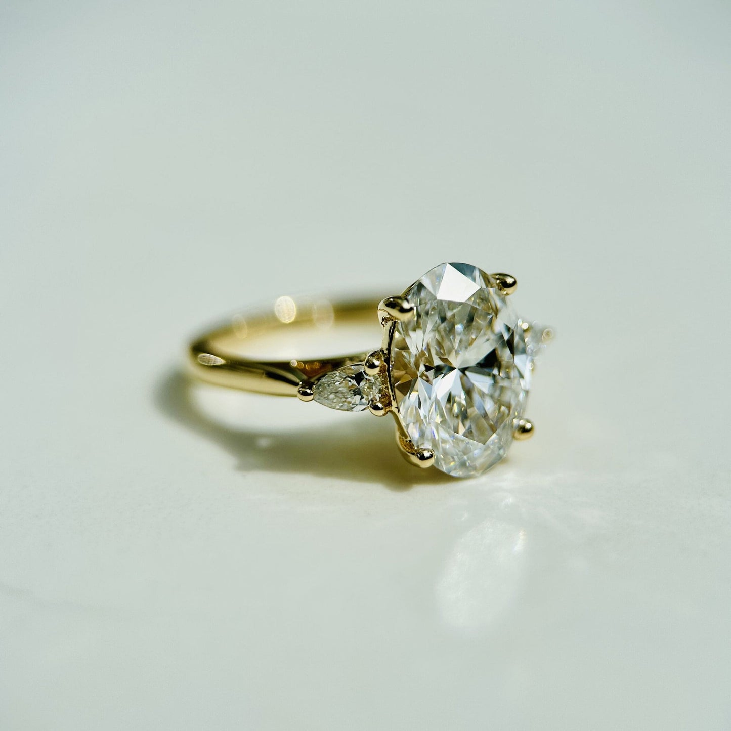 3.0 CT Oval E/VS1 CVD Diamond Three Stone Engagement Ring