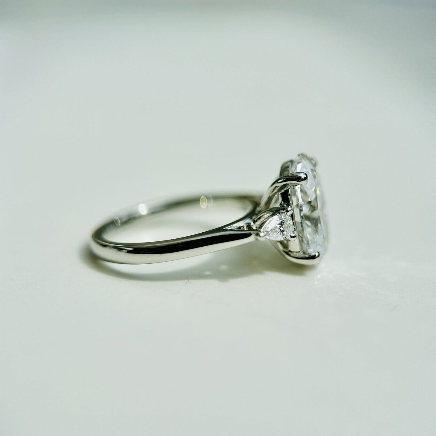 3.0 CT Oval E/VS1 CVD Diamond Three Stone Engagement Ring
