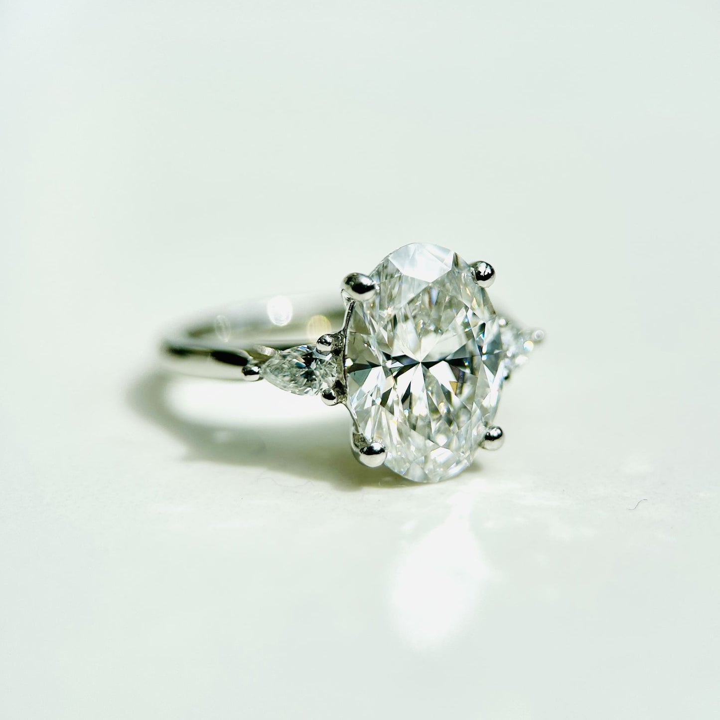 3.0 CT Oval E/VS1 CVD Diamond Three Stone Engagement Ring