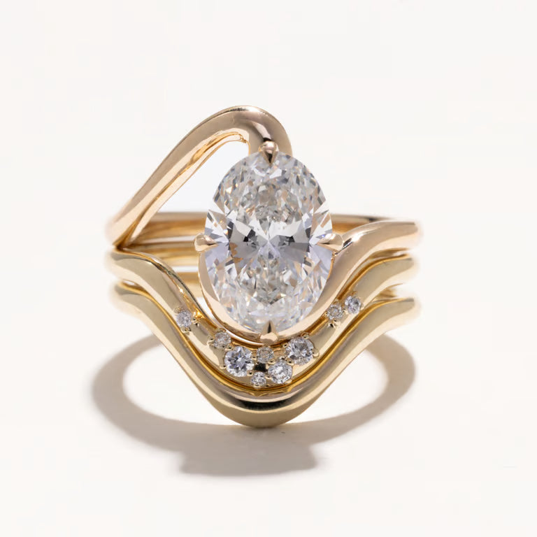 Evadne- Curved Wedding Band