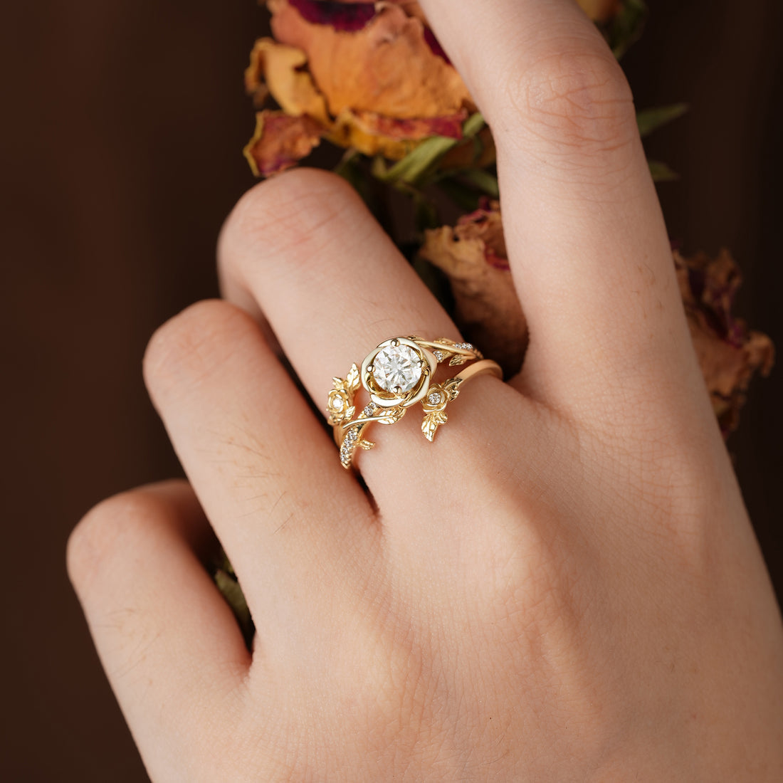 1.32 CT Round Shaped Moissanite Diamond Bridal Set With Vintage Setting