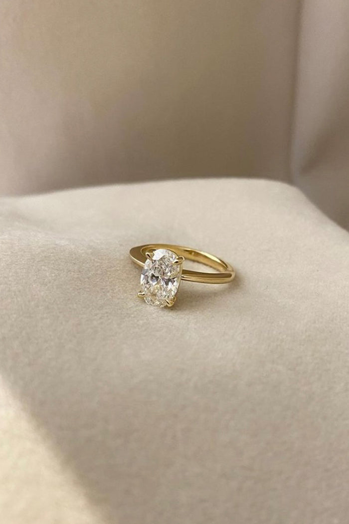 Solitaire Ring with 1.0 CT Oval Cut Moissanite