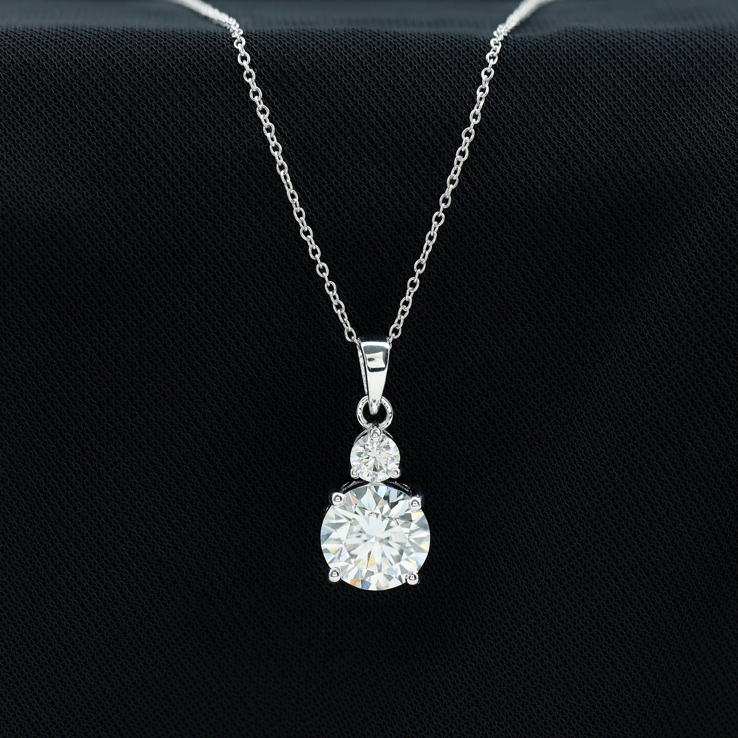Solitaire Minimal Necklace with 3.0 CT Round Cut Moissanite
