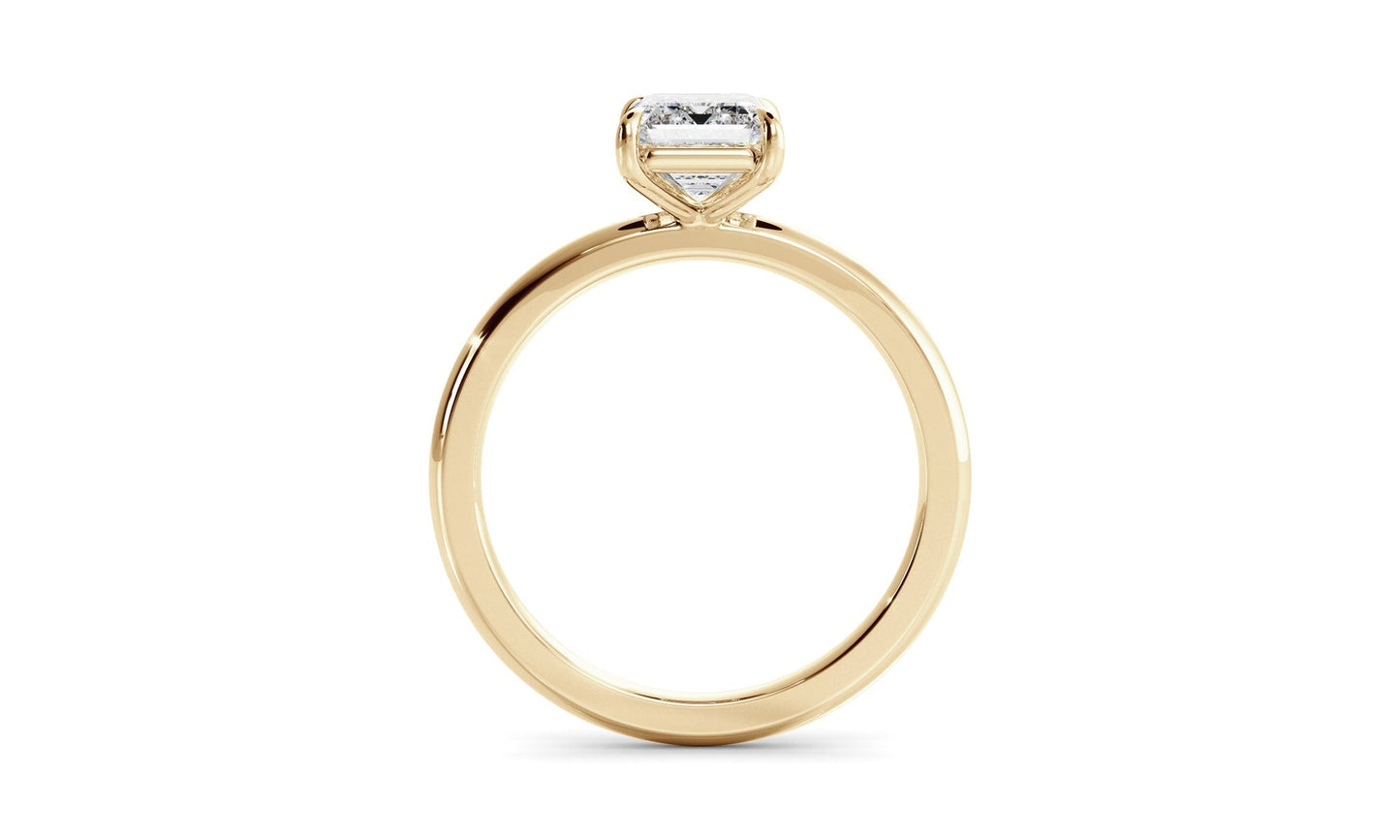 Solitaire Ring with 2.0 CT Emerald Moissanite