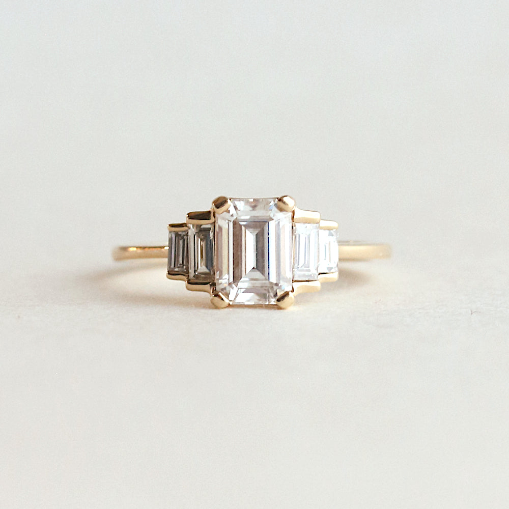 0.92–2.92 CT emerald cut CVD lab grown diamond five stone engagement ring, F color, VS1 clarity, set in polished white gold