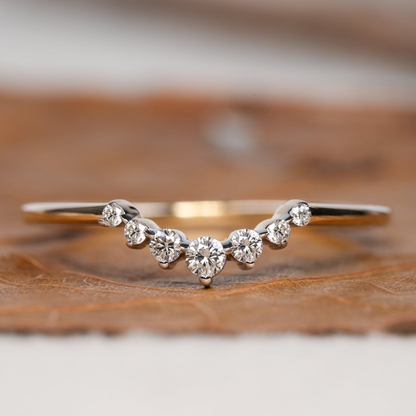 Curved Band with 0.10 TCW Round Cut Moissanite
