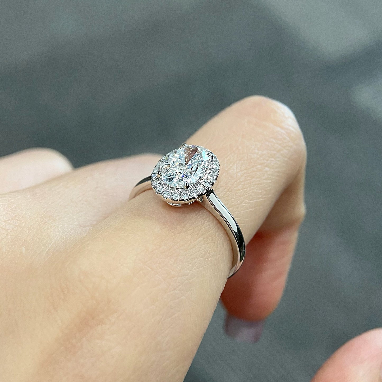 Oval cut CVD diamond halo setting engagement ring