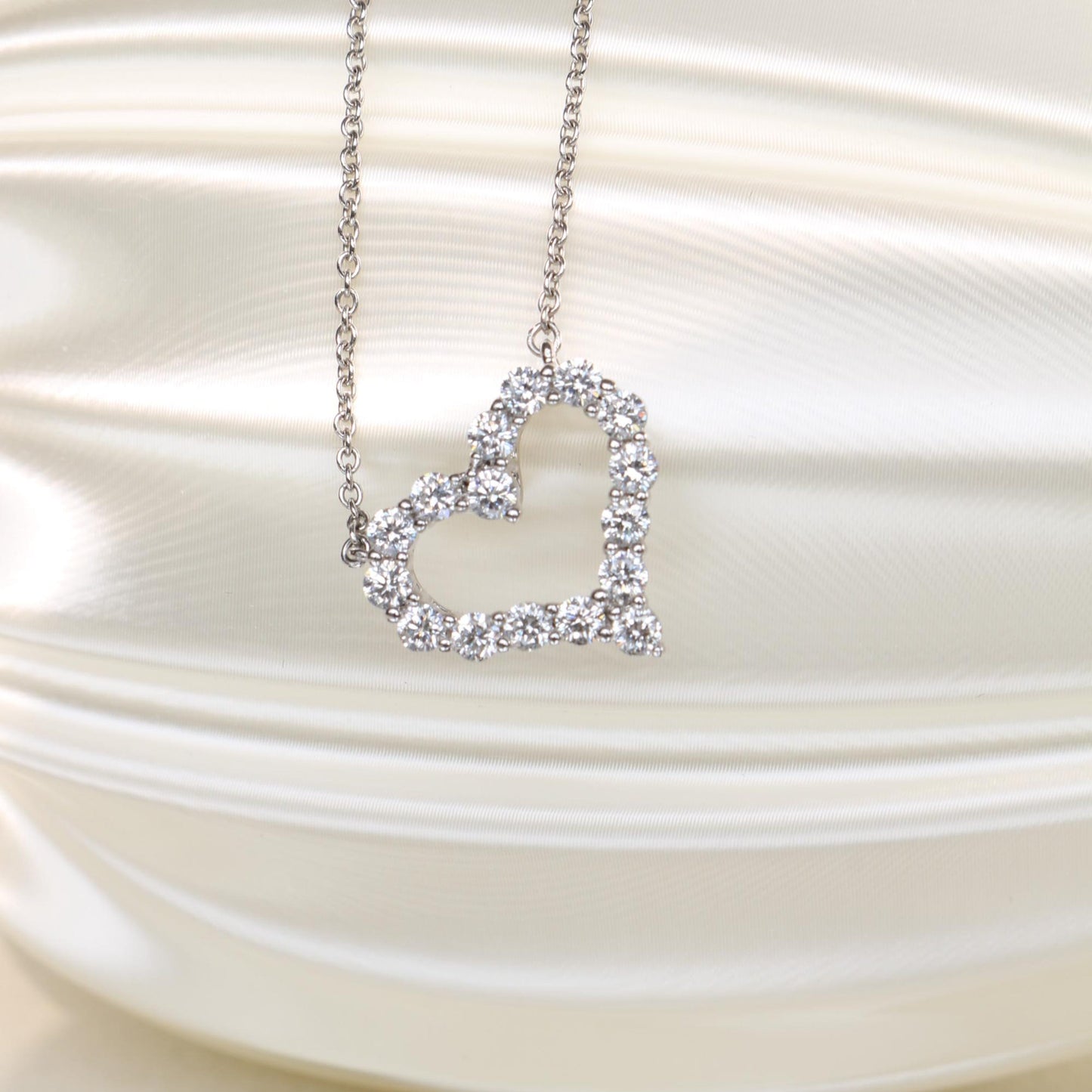 Heart Necklace with 1.01 TCW Round Cut Moissanite