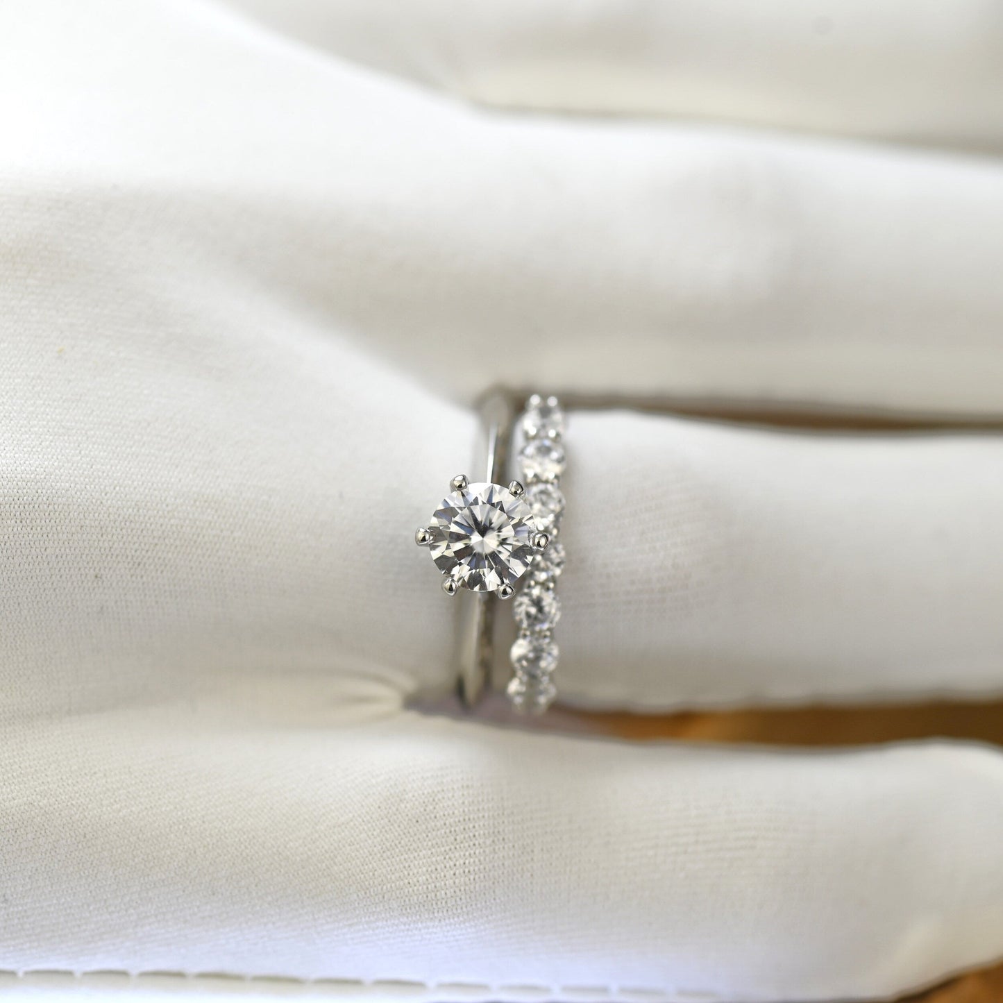 Solitaire Bridal Ring Set with 1.0 CT Round Cut Moissanite