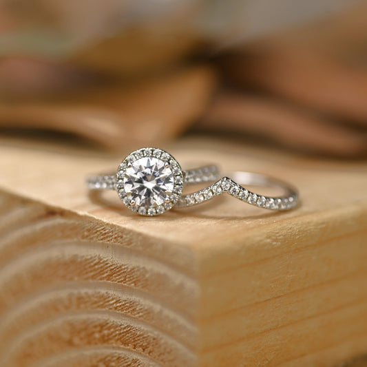 Halo Bridal Ring Set with 1.50 CT Round Cut Moissanite