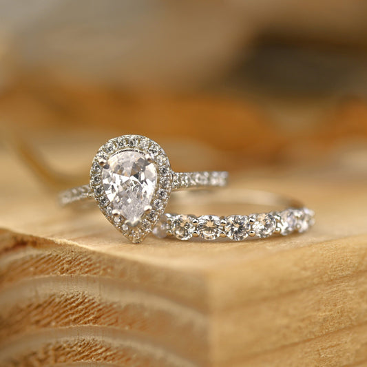Halo Bridal Ring Set with 1.0 CT Pear Cut Moissanite