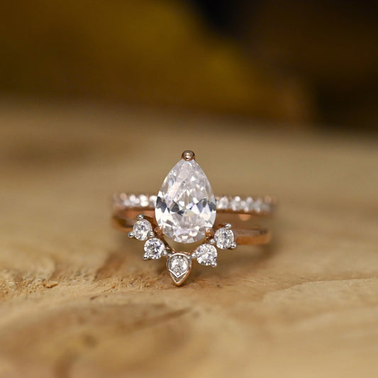 Pave Setting Bridal Ring Set with 1.0 CT Pear Cut Moissanite