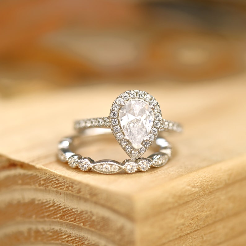 Halo Bridal Ring Set with 2.0 CT Pear Cut Moissanite