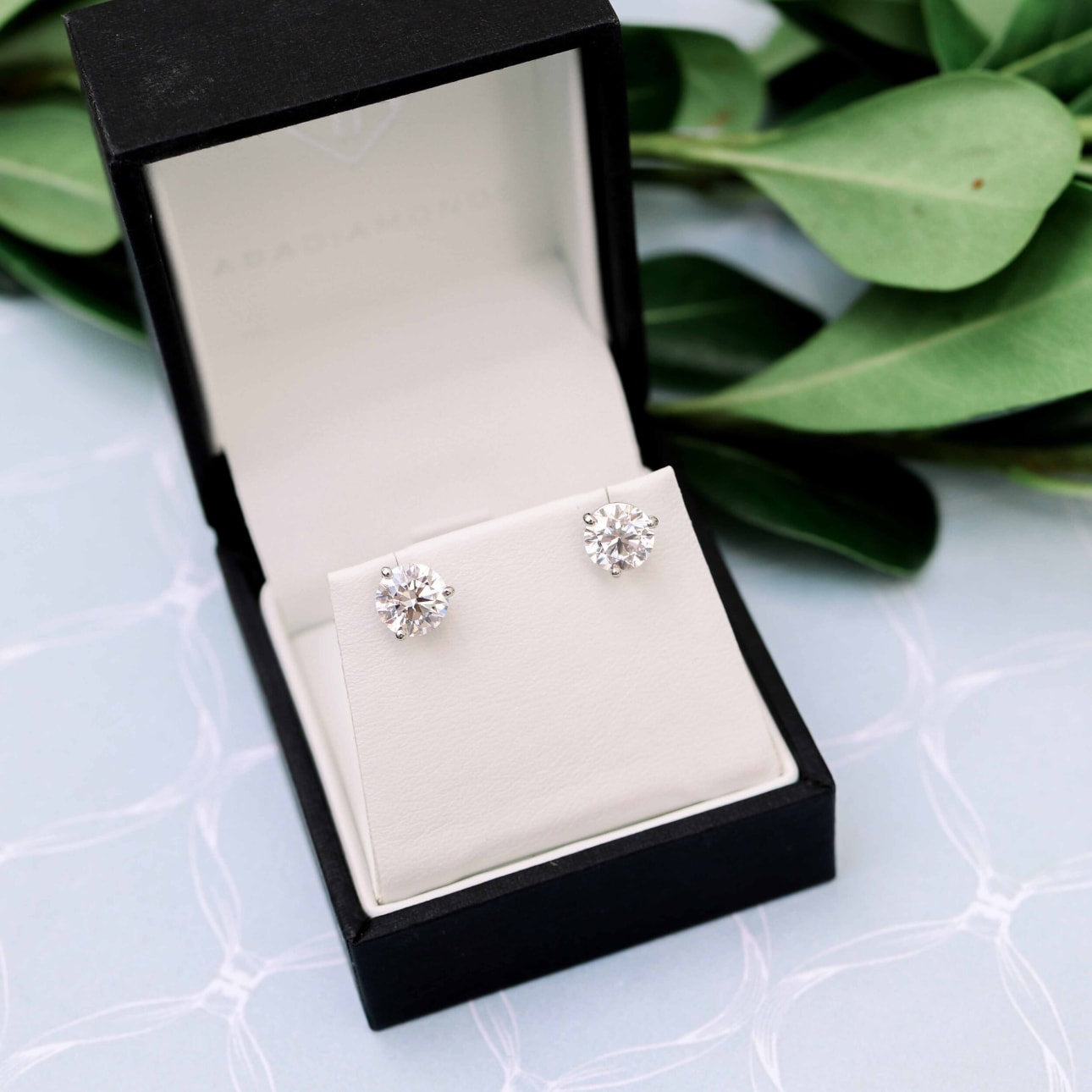 Solitaire Stud Earrings with 0.70 CT-1.50 CT Round Cut Moissanite
