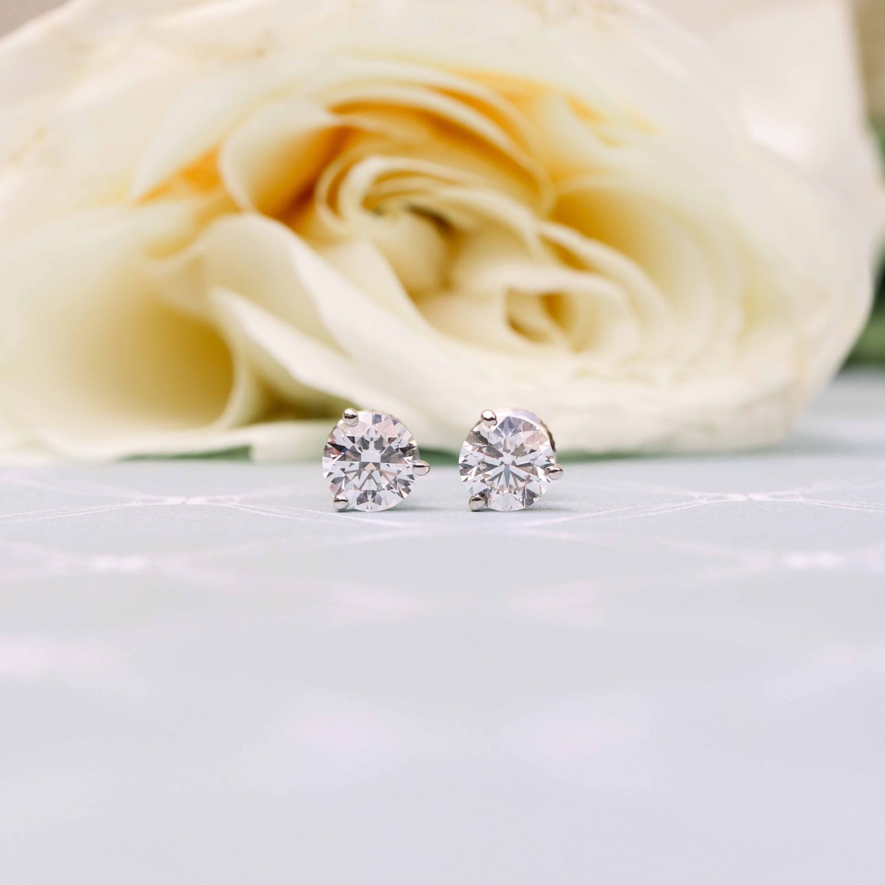 Solitaire Stud Earrings with 0.70 CT-1.50 CT Round Cut Moissanite