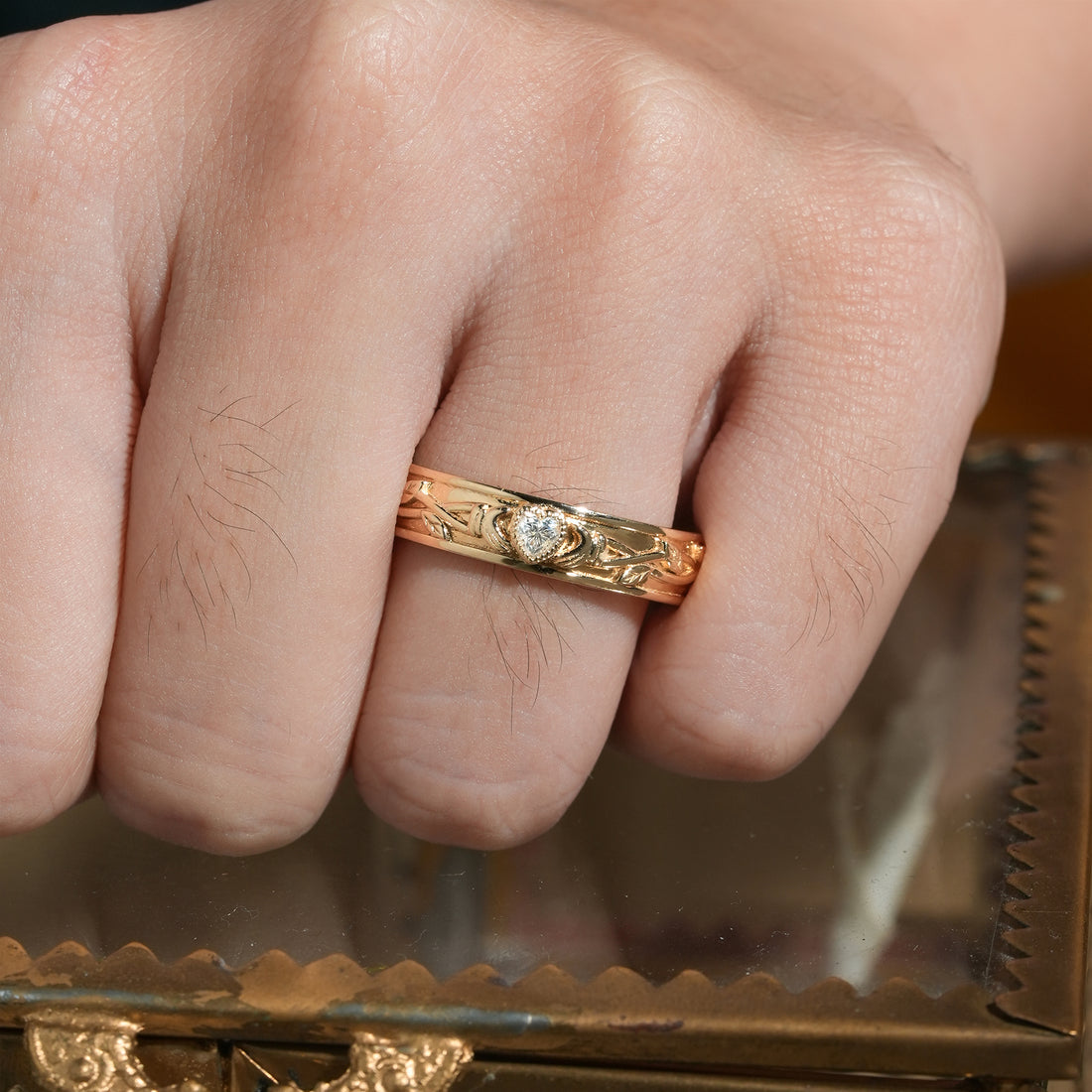 Timeless Romance: Heart-Shaped Moissanite Leaf Wedding Band