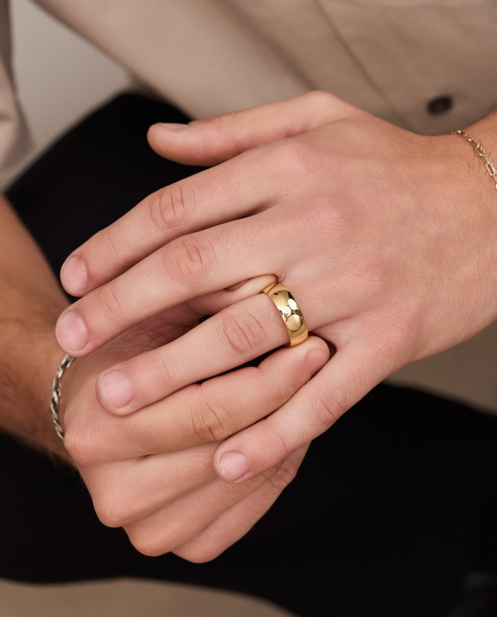 Tristan- Plain Men's Wedding Band