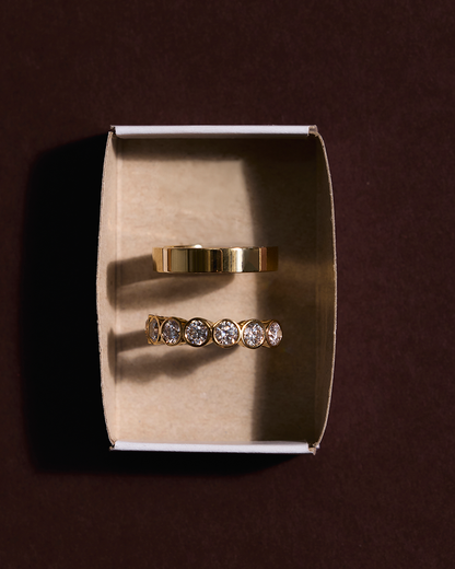 Stella- Oval Bezel Lab Grown Diamond Wedding Band