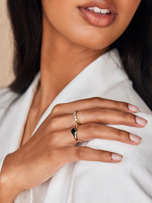 Posie- Oval Style Signet Pinky Ring