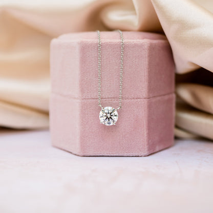Solitaire Necklace with 1.0 CT Floating Round Cut Moissanite