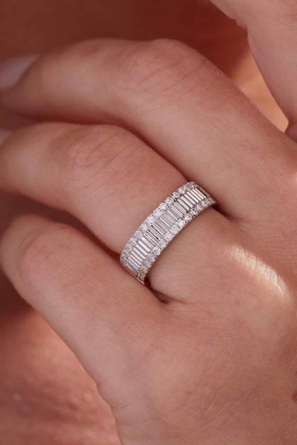 Full Eternity Band with 0.70 TCW Round / Baguette Cut Moissanite