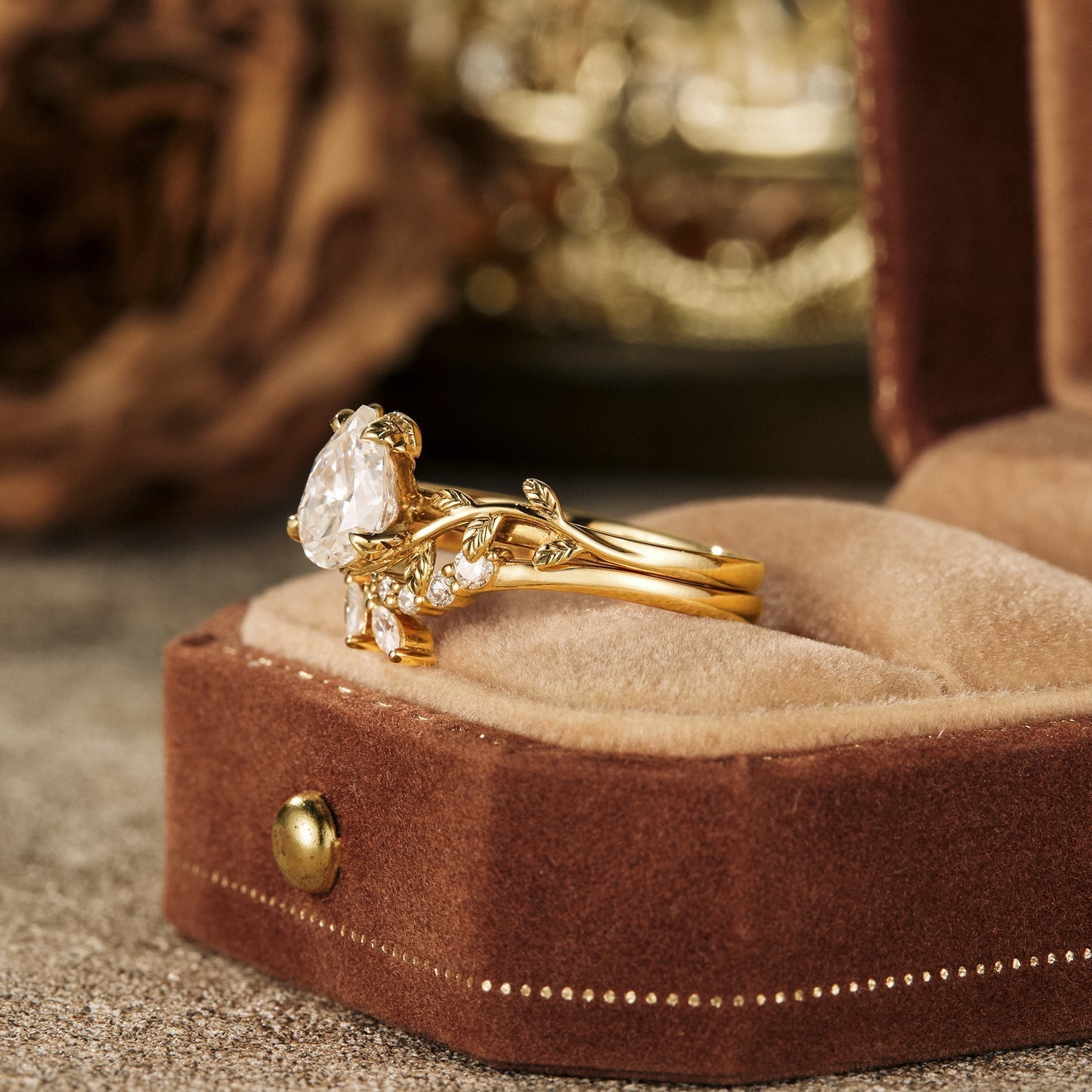 1.25 CT Pear Shaped Moissanite Diamond Bridal Set With Vintage Setting