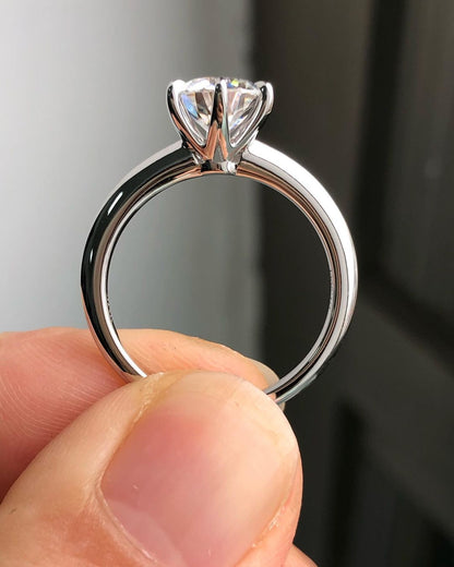 Solitaire Ring with 1.0 CT Round Cut Moissanite