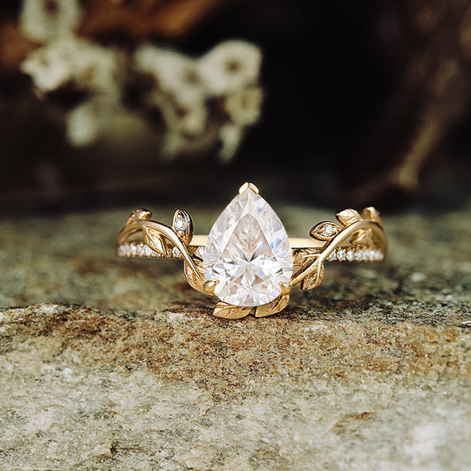 1.25 CT Carat Pear Shape Moissanite diamond Vintage Engagement Ring