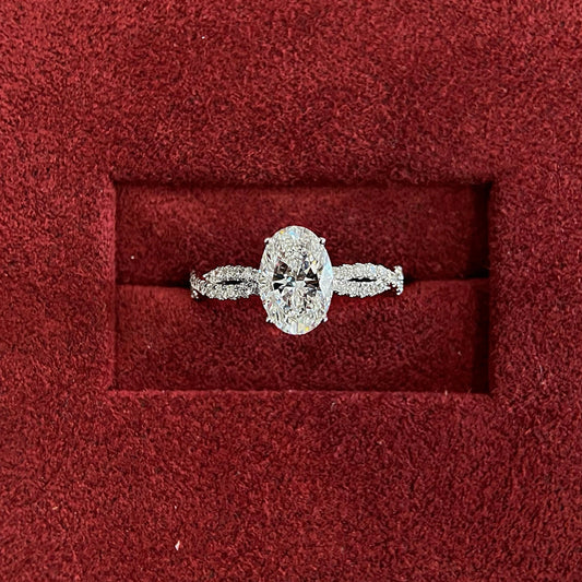 Oval cut CVD diamond twisted engagement ring