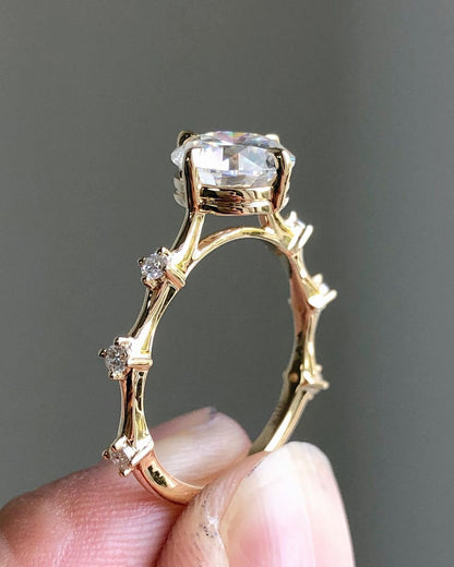 Dainty Style Ring with 1.35 CT Round Cut Moissanite