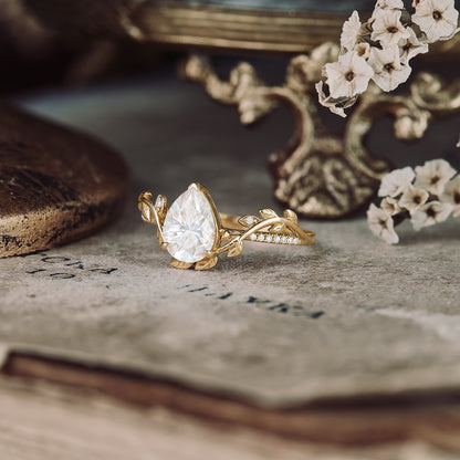 1.25 CT Carat Pear Shape Moissanite diamond Vintage Engagement Ring