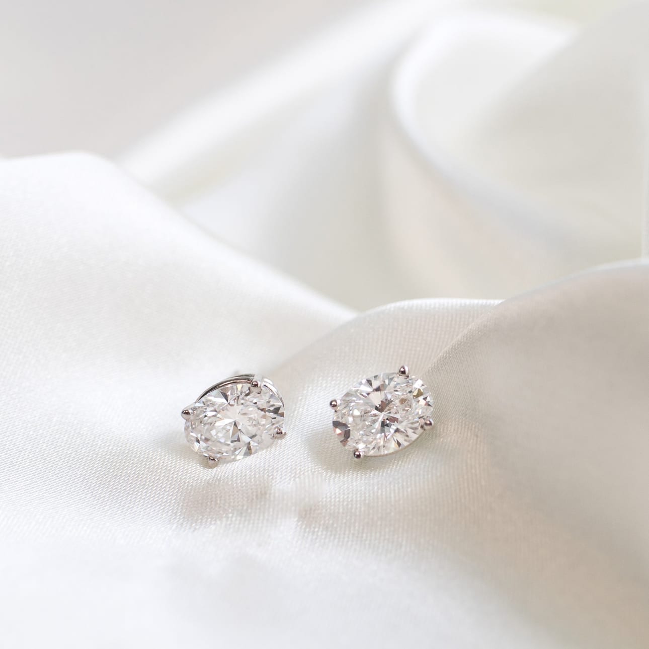 Solitaire Stud Earrings with 1.40 CT-3.0 CT Oval Cut Moissanite