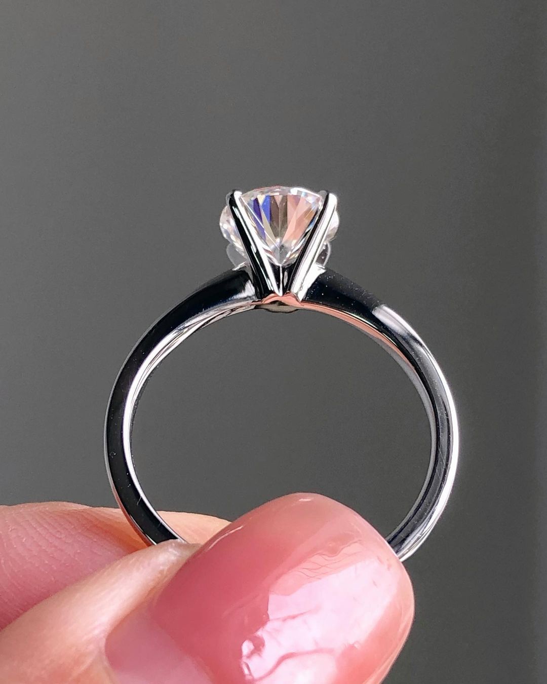 Solitaire Ring with 1.50 CT Round Cut Moissanite