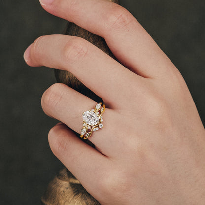 1.5 CT Oval Shaped Moissanite Diamond Bridal Set With Vintage Setting