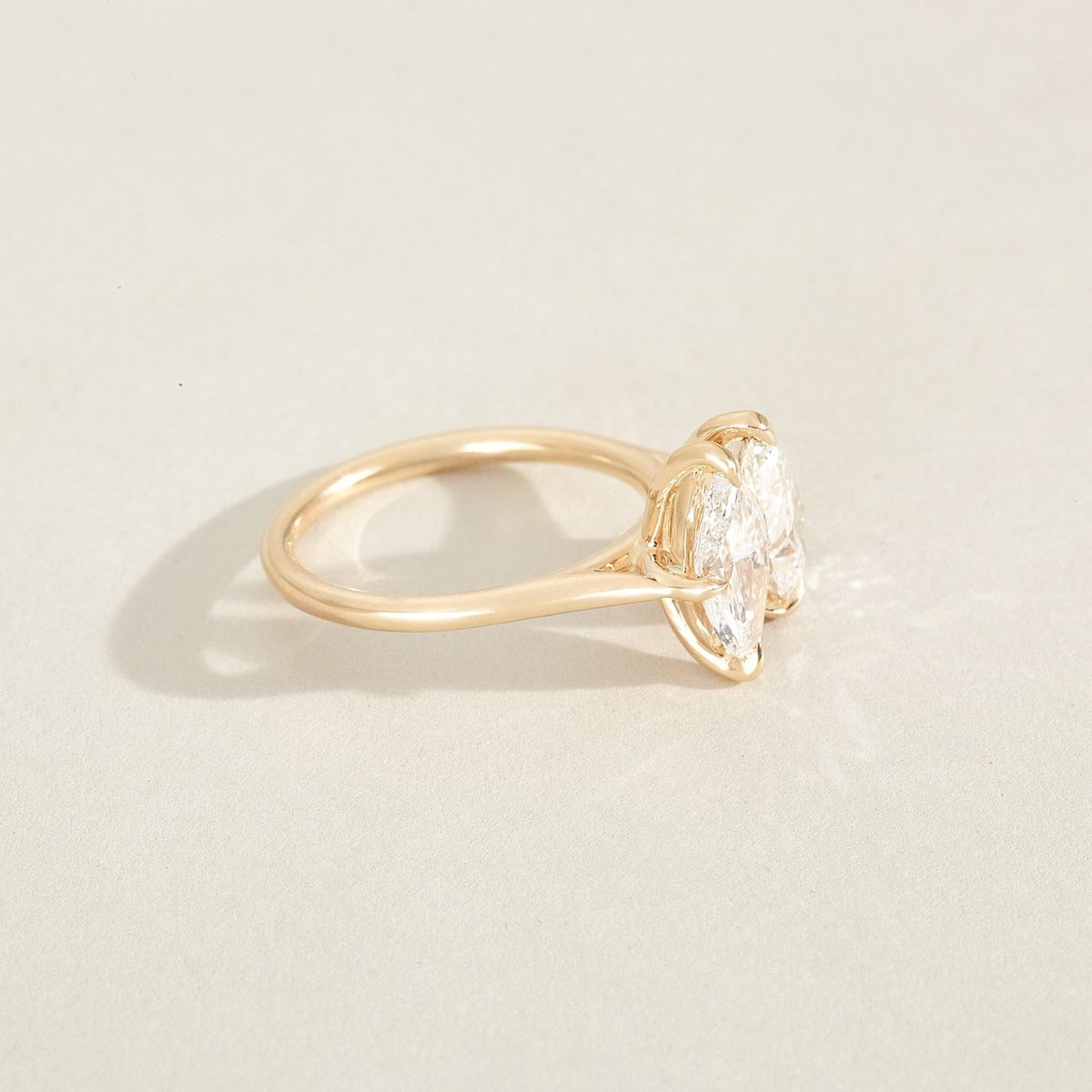 40_KateAndKole_SignatureSuite_EngagementRing_Lea_368_HERO_EDIT