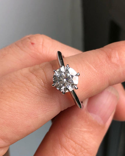 Solitaire Ring with 1.0 CT Round Cut Moissanite