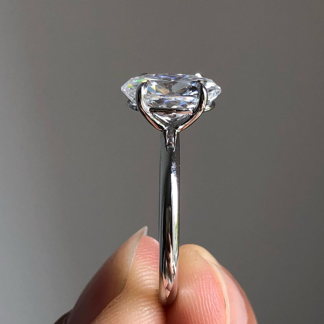 Solitaire Ring with 3.09 CT Elongated Oval Cut Moissanite