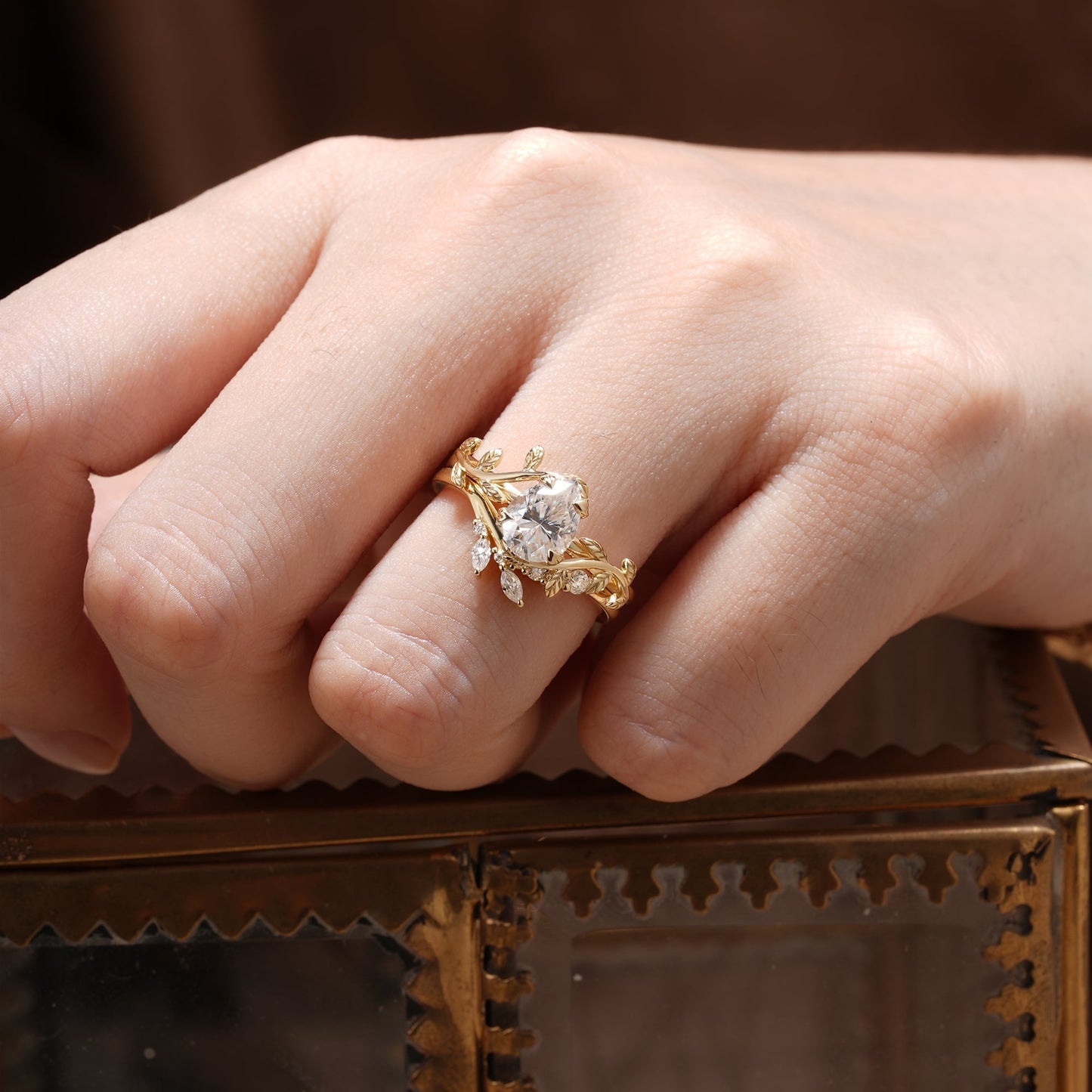1.25 CT Pear Shaped Moissanite Diamond Bridal Set With Vintage Setting