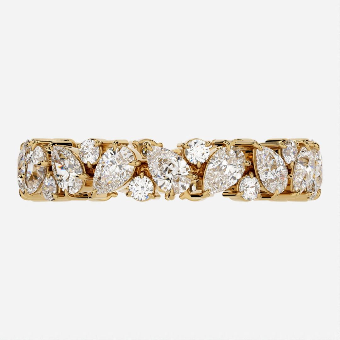 Cluster Band with 1.50 TCW Pear & Round Cut Moissanite