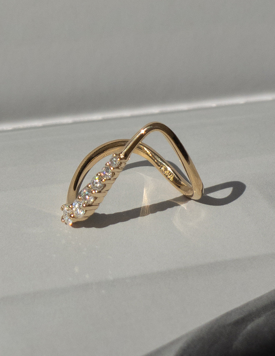 0.30 TCW Round Lab Grown Diamond unique Wedding Band
