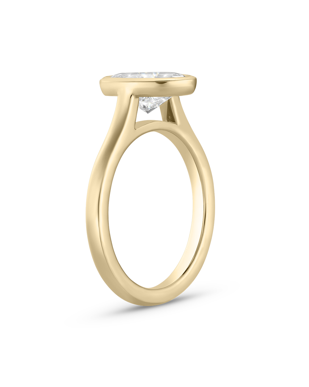 Marielle- Oval Bezel Solitaire Style Lab Grown Diamond Engagement Ring