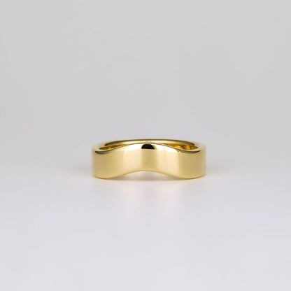 Plain Curved Contour Wedding Band